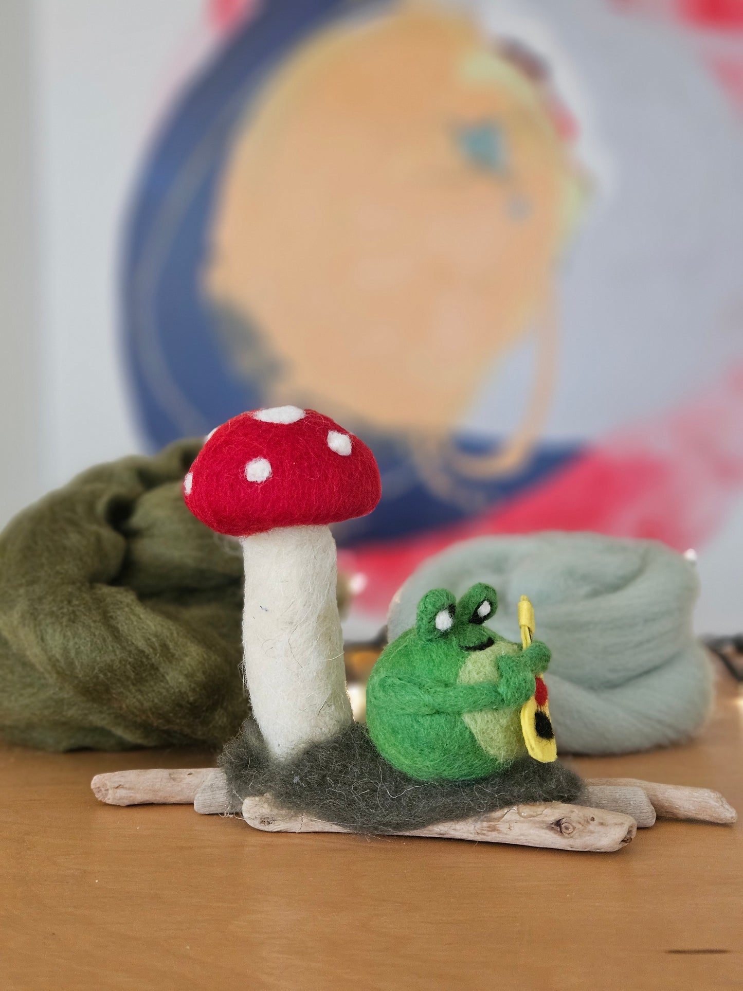 Frog & Mushroom Sculpture - Style 2