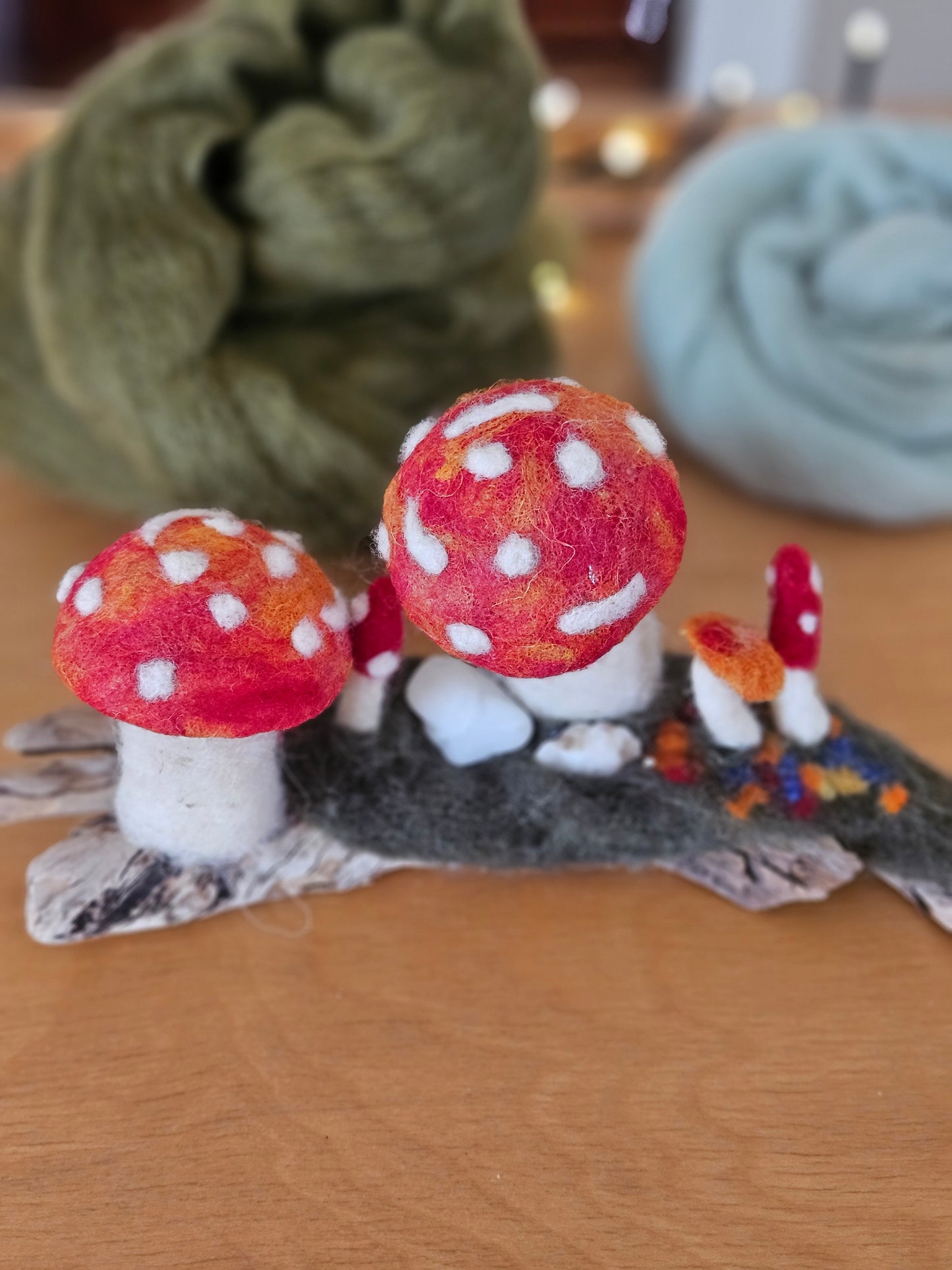 Frog & Mushroom Sculpture - Style 5