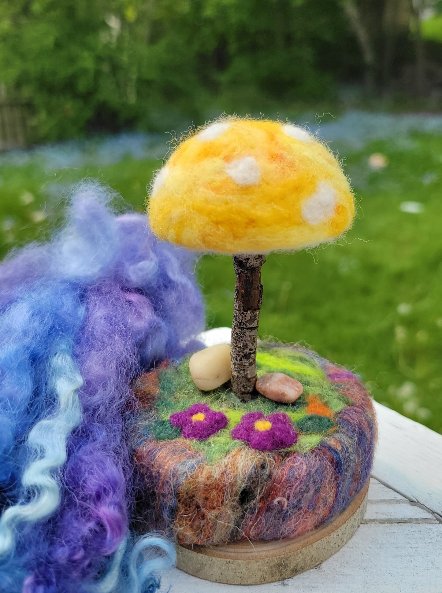 Yellow Mushroom Sculpture - Single